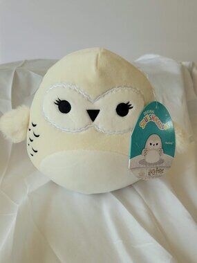 Squishmellow Hedwig White Fantasy Owl Harry Potter Plush NWT 6"